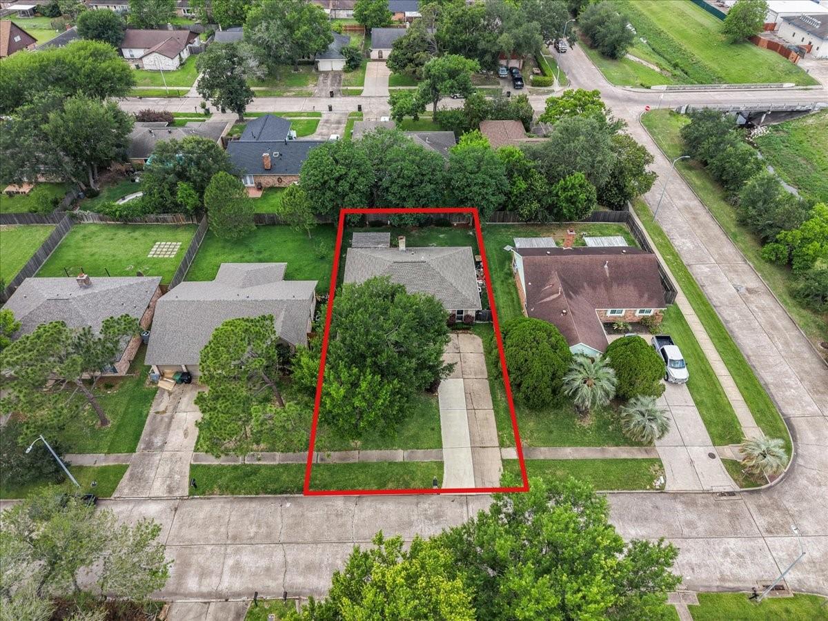 883 Silverpines Road