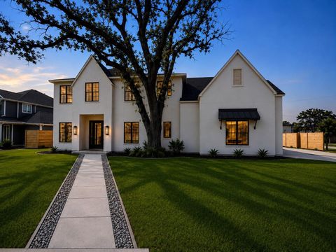 Photo of 1237 Althea Drive, Houston, TX 77018 (MLS # 56064483)