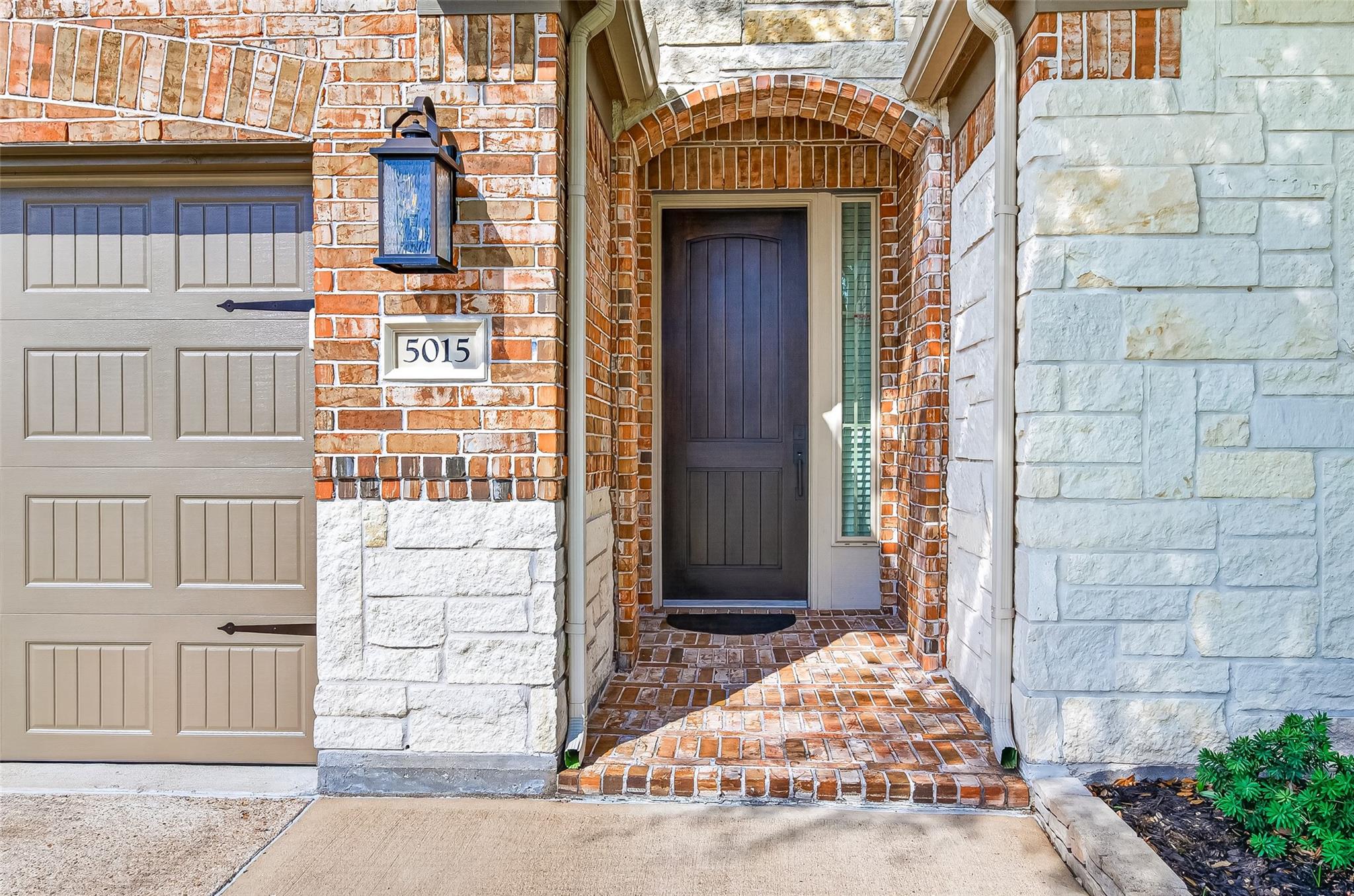 5015 Mountain Maple Trail