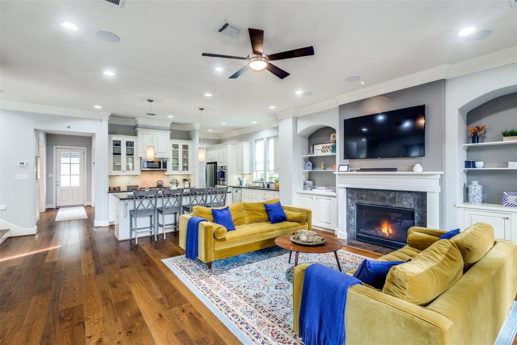 Photo of 4535 Polk Street, Houston, TX 77023 (MLS # 58087830)