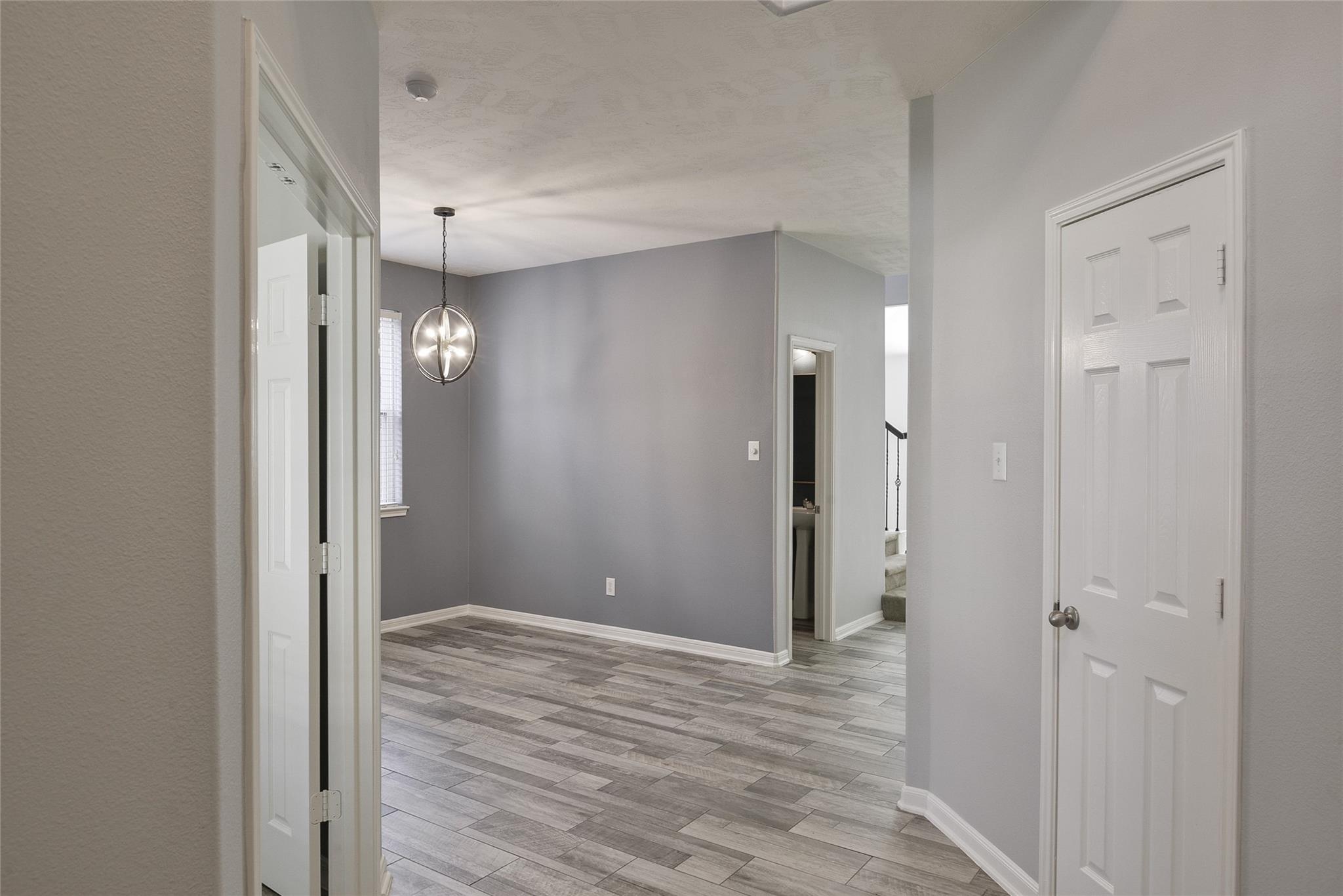 8726 Rolling Rapids Road