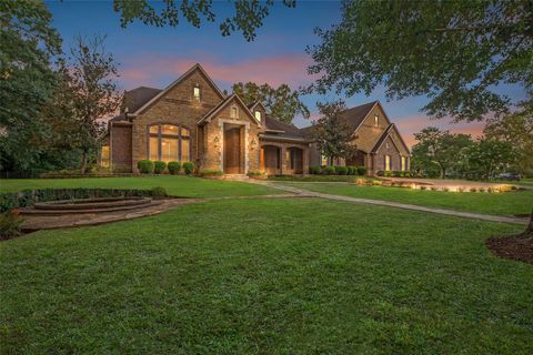 19309 Whispering Grove Tomball TX 77377