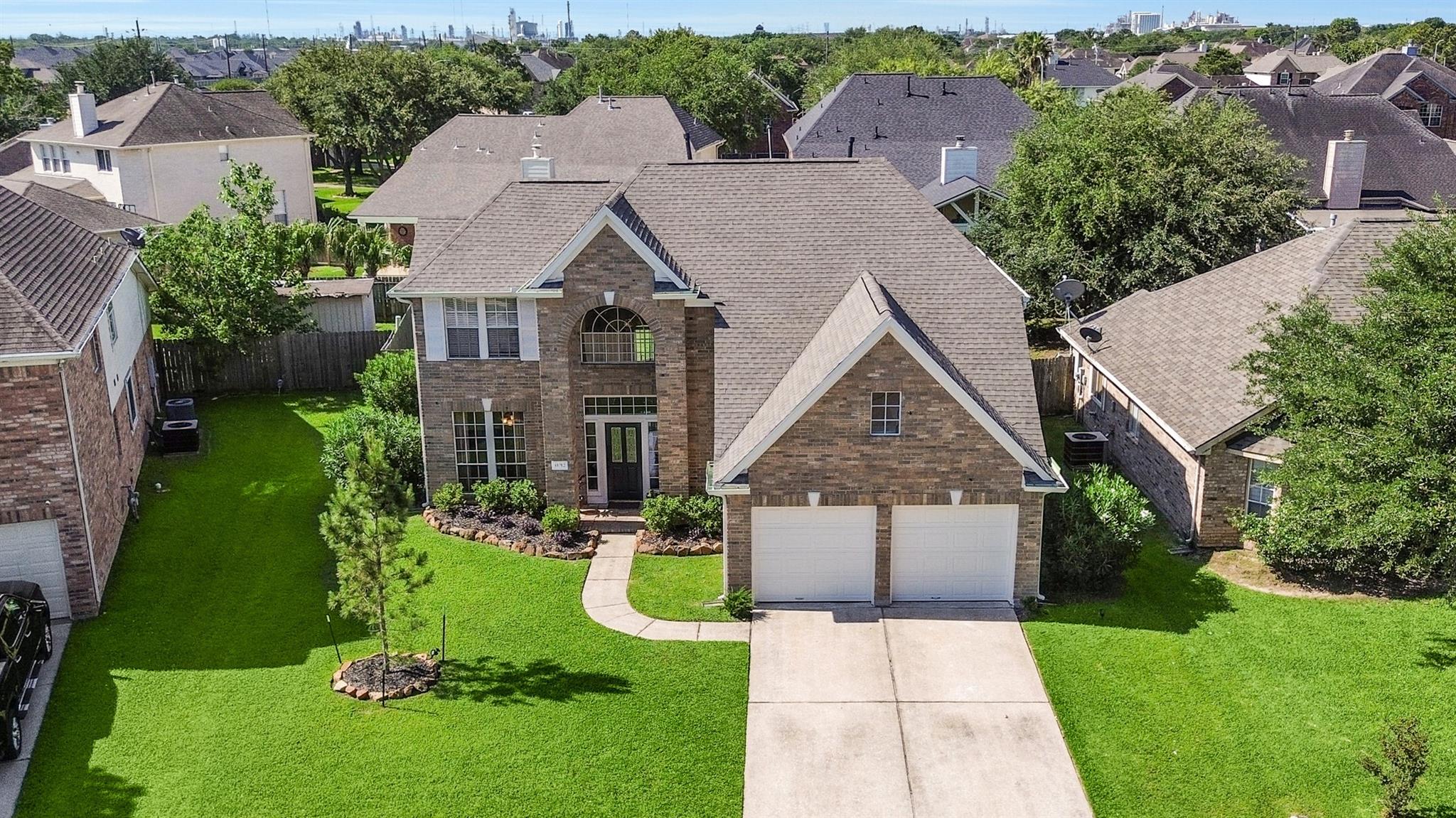 11012 Dogwood Court