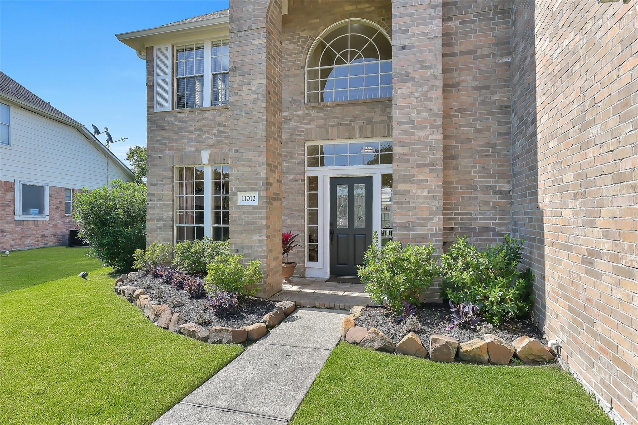 11012 Dogwood Court