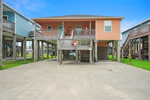 Photo of 869 Surfview Road, Port Bolivar, TX 77650 (MLS # 98414279)