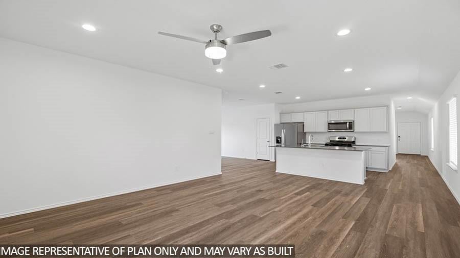 21718 Piazza Maggiore Lane