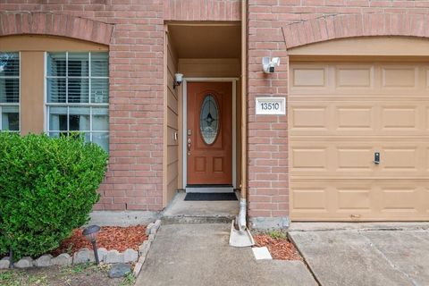 Tiny photo for 13510 Naples Bridge Road, Sugar Land, TX 77498 (MLS # 77323783)