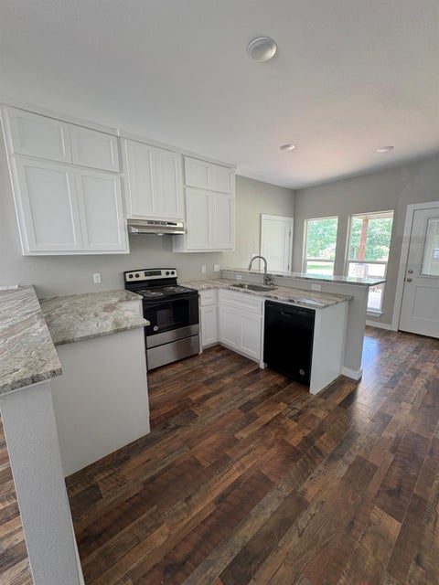 Tiny photo for 1147 Baja Street, Montgomery, TX 77356 (MLS # 10181818)
