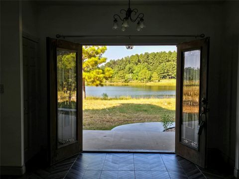 2002 White Doe Court Cleveland TX 77328