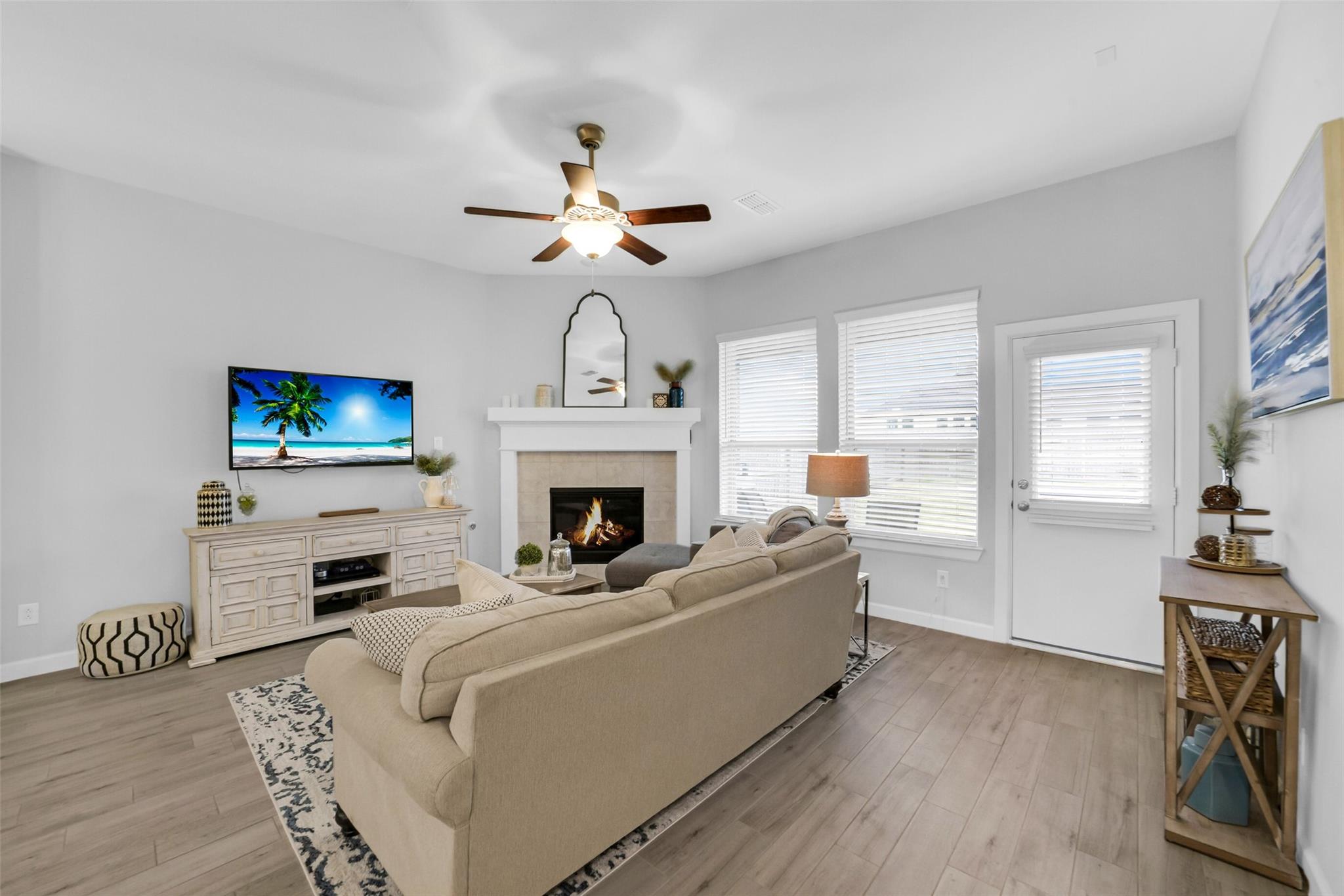 2819 Blue Mist Bend