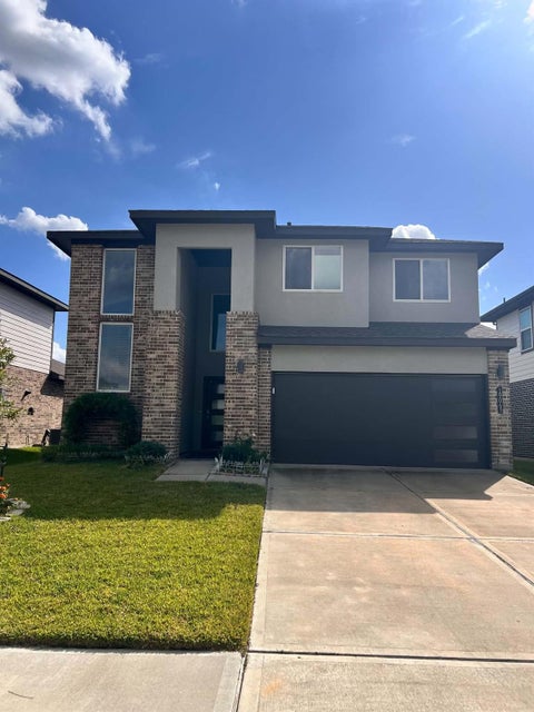 Photo of 19043 Denstone Cliff Way, Richmond, TX 77407 (MLS # 33811126)