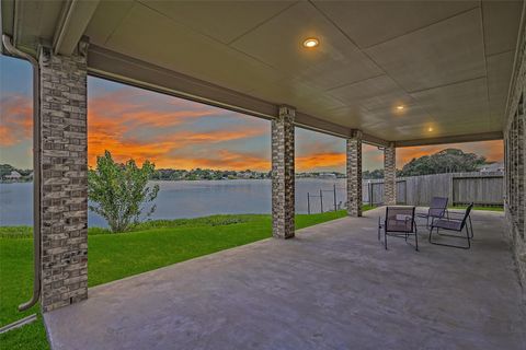 1433 Lake Mija Court Seabrook TX 77586