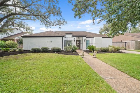 Photo of 10031 Inwood Drive, Houston, TX 77042 (MLS # 6081876)