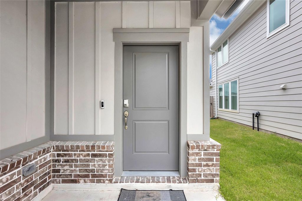 Photo of 7218 Clearwater Cove Drive, Cypress, TX 77433 (MLS # 93966083)