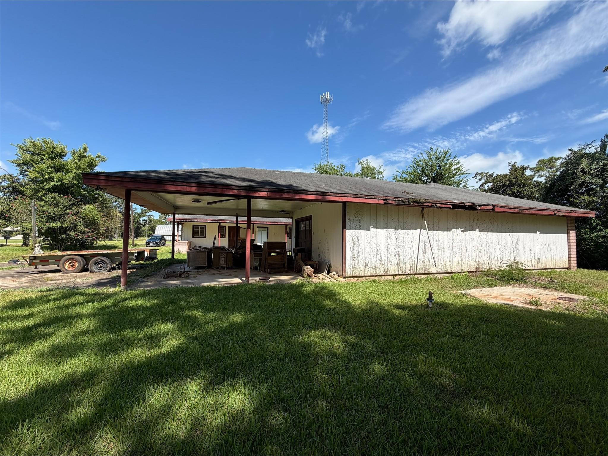 611 Live Oak Street