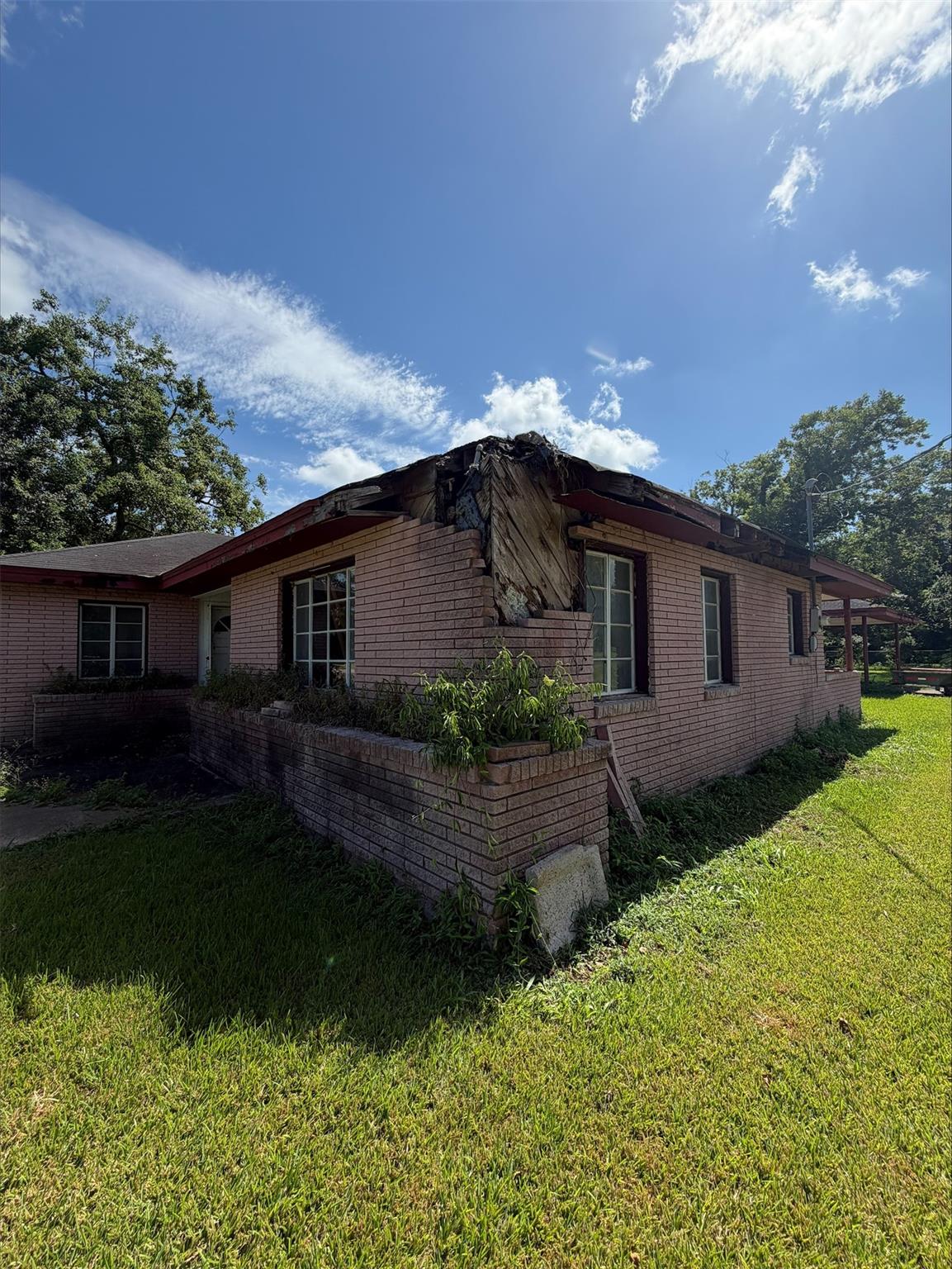611 Live Oak Street