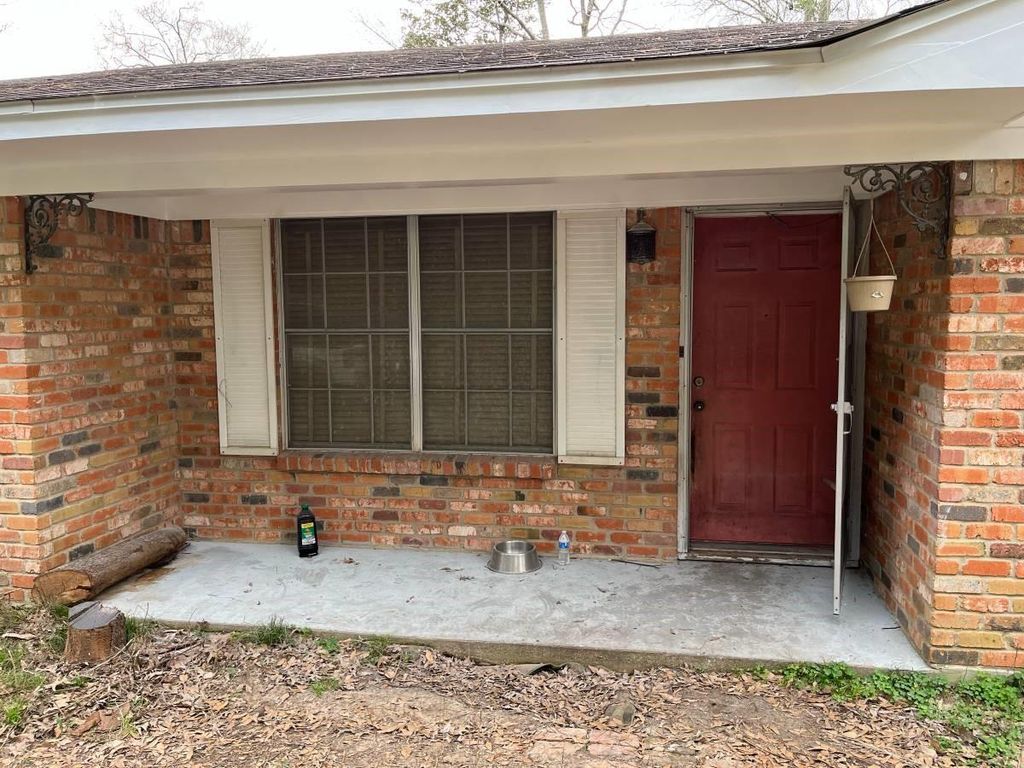 Photo of 4375 State Highway 43 S, Marshall, TX 75670 (MLS # 21069564)