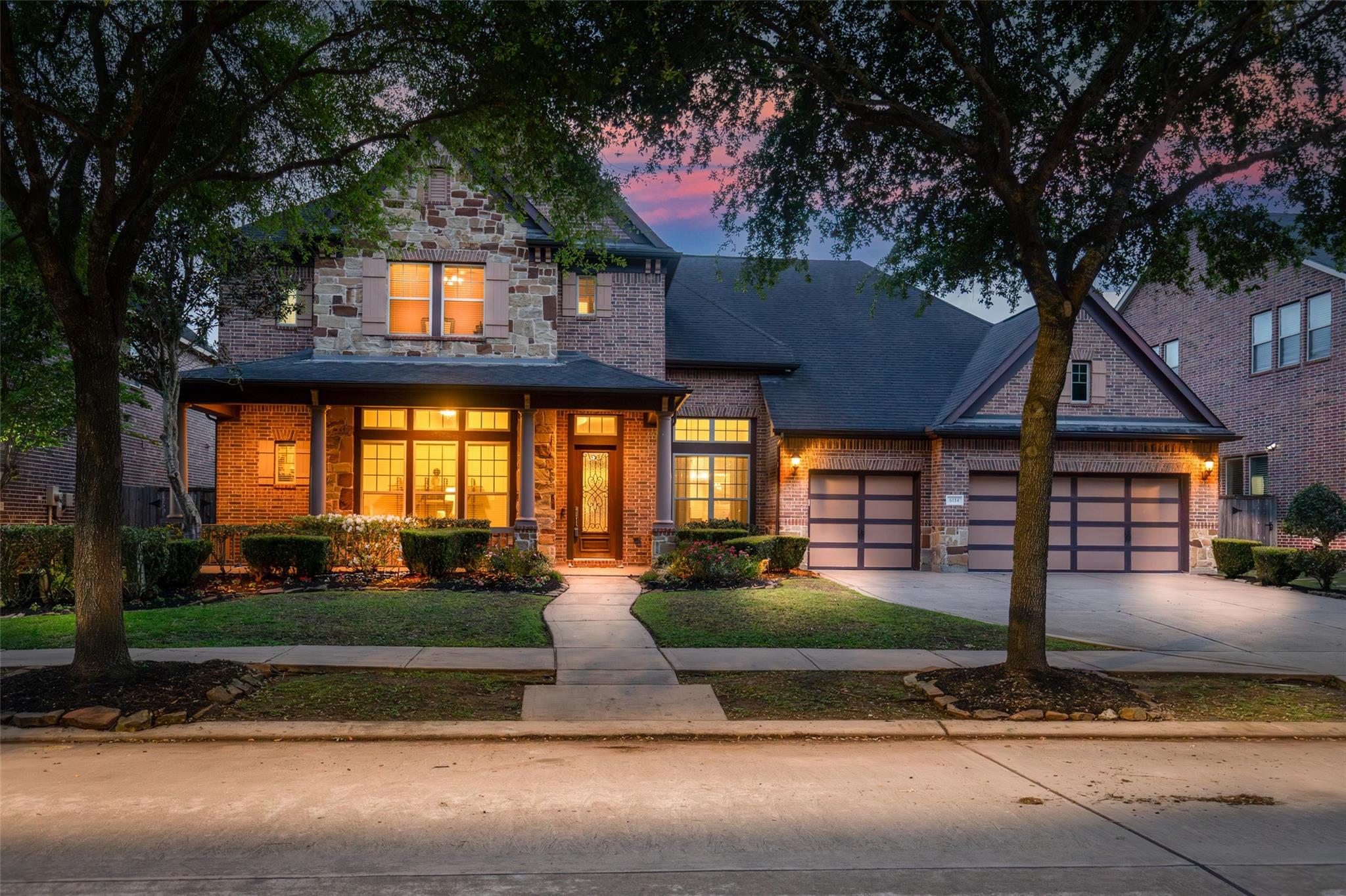 6114 S Tamarino Park Lane