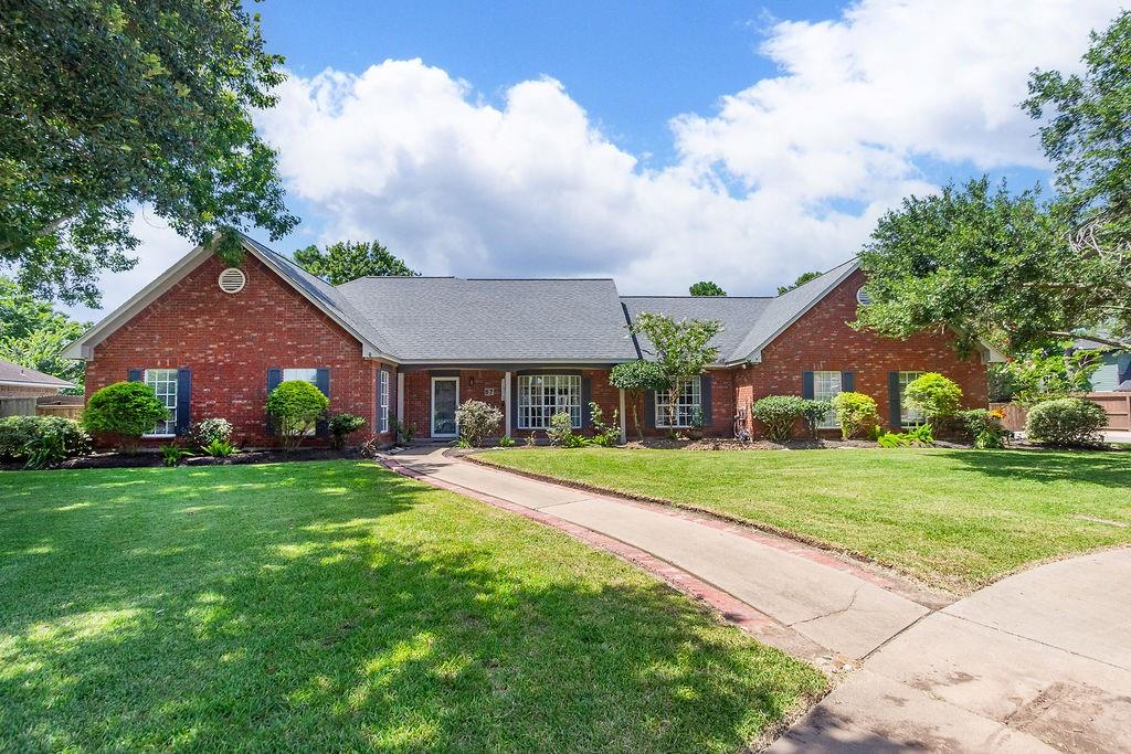 57 Silver Lace Court