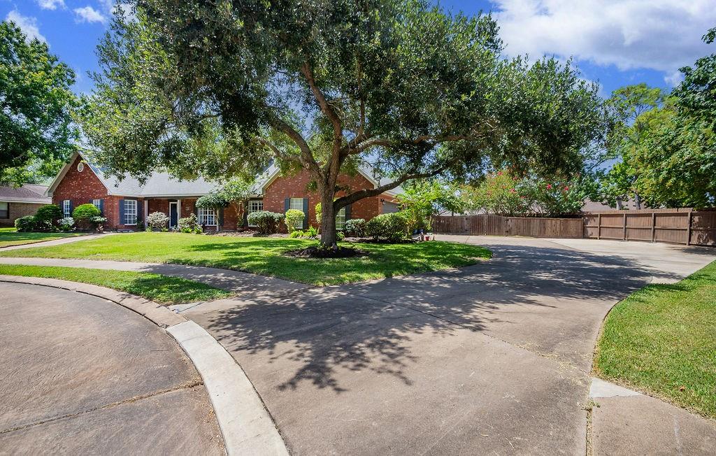 57 Silver Lace Court