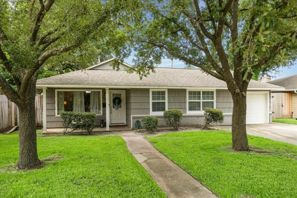 2327 SAXON DR, HOUSTON, TX 77018 - Image d3a8b17267e4bb4b19fff63c8cae0c45/3276910106