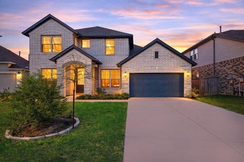 Photo of 4707 Great Acre Lane, Fresno, TX 77545 (MLS # 93339037)