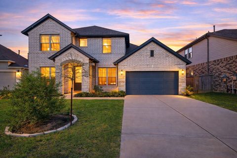 Homes For Sale - 4707 Great Acre Lane<br/> Fresno, TX 77545