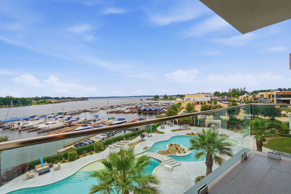 Photo of 199 Waterpoint Court #311, Conroe, TX 77356 (MLS # 10502788)