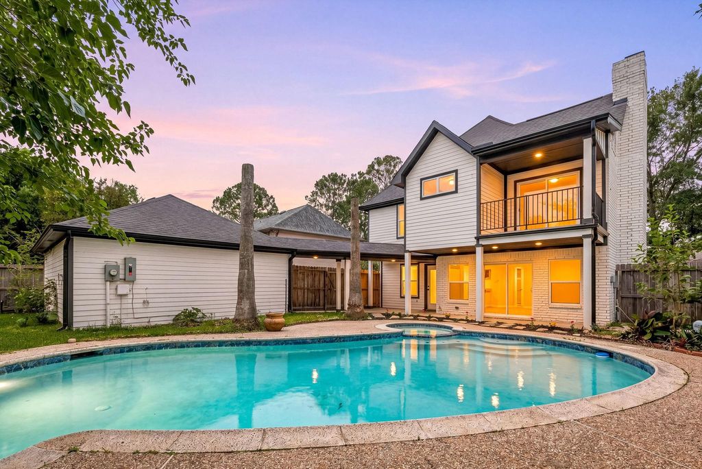 Photo of 914 Sugar Mountain Court, Sugar Land, TX 77498 (MLS # 90551946)