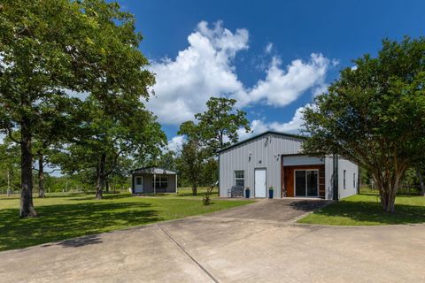 Photo of 1072 Papenberg Lane, Columbus, TX 78934 (MLS # 67609616)
