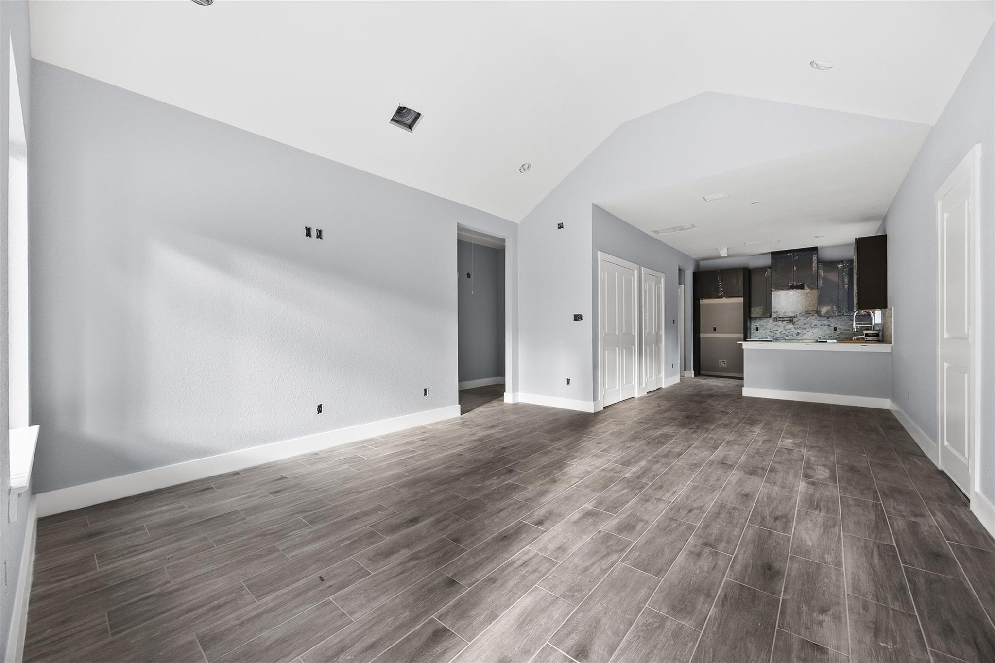15123 Arrowhead Loop E