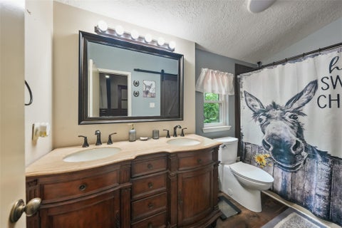 Tiny photo for 200 Cochran Lane, Coldspring, TX 77331 (MLS # 42190111)