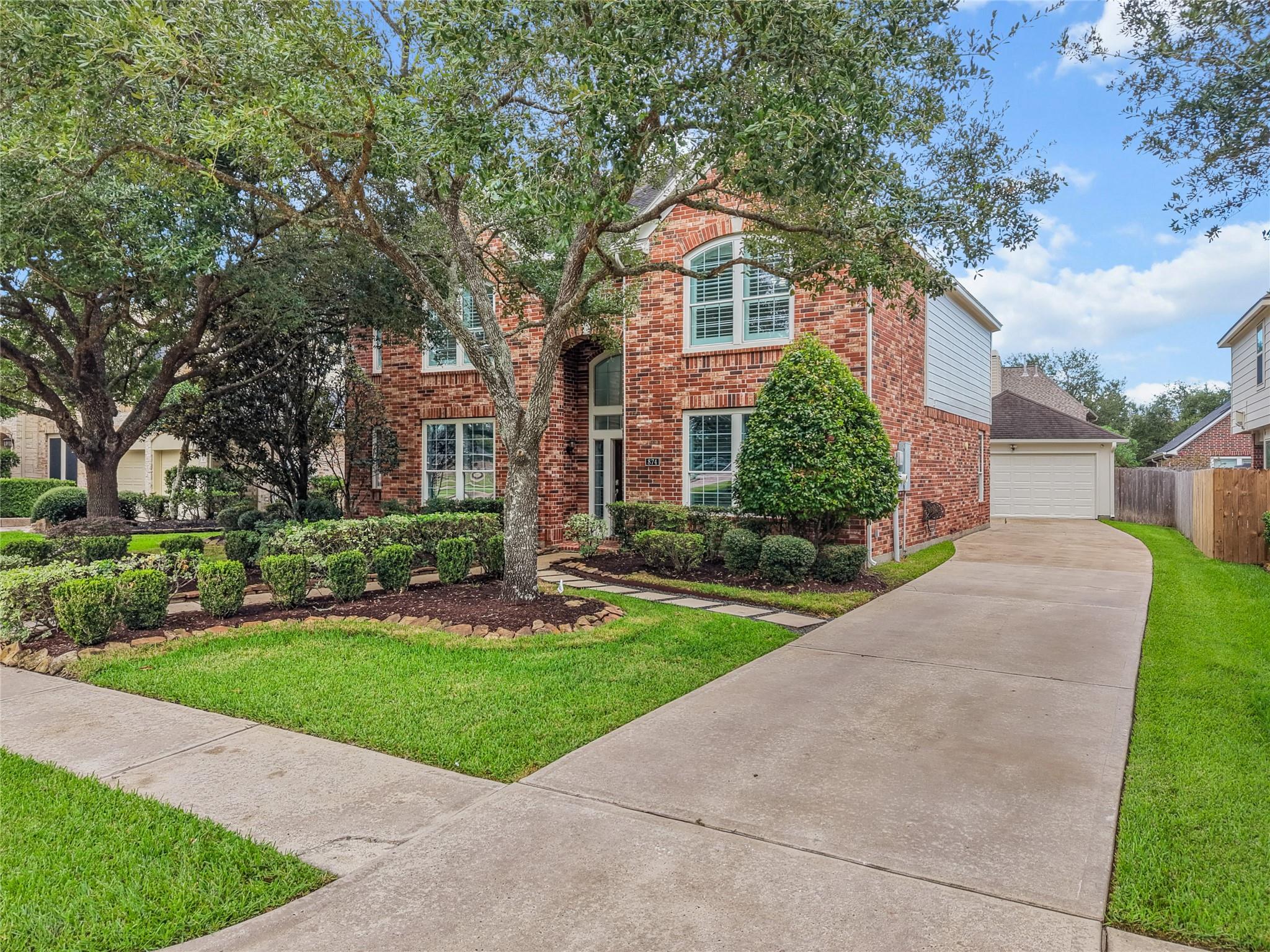874 Pebblebank Lane