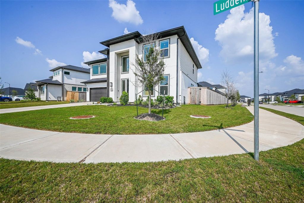 Photo of 8906 Luddenham Lilac Lane, Cypress, TX 77433 (MLS # 63328981)