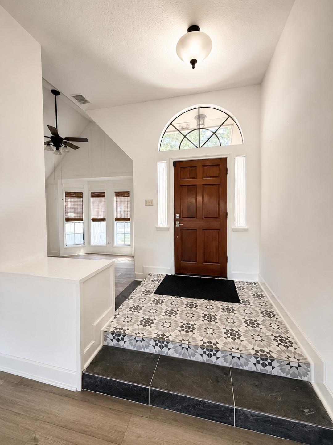 3207 Lee Circle Drive