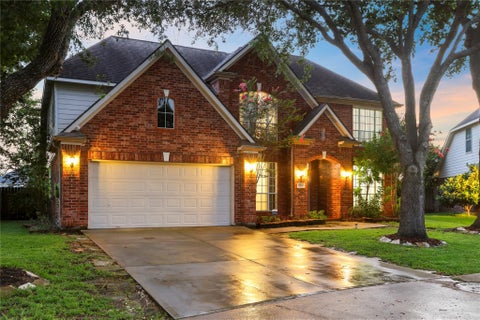 Homes For Sale - 17539 Aspen Ridge Court<br/> Fort Bend County, Richmond, TX 77407