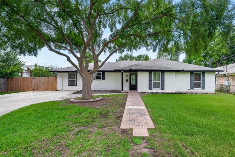 Photo of 1206 Riggs Road, Houston, TX 77022 (MLS # 14262777)