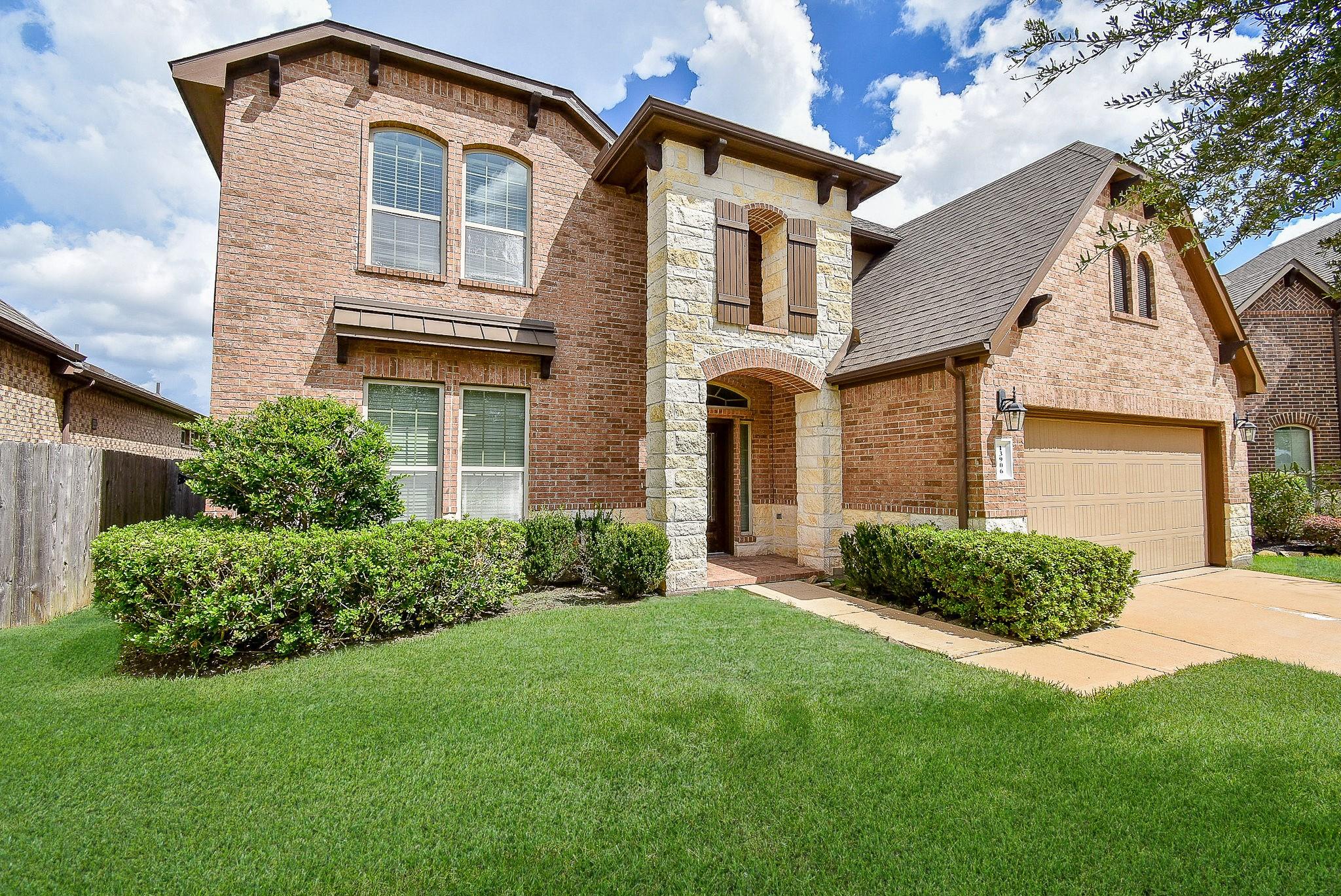 13906 Manobrook Court
