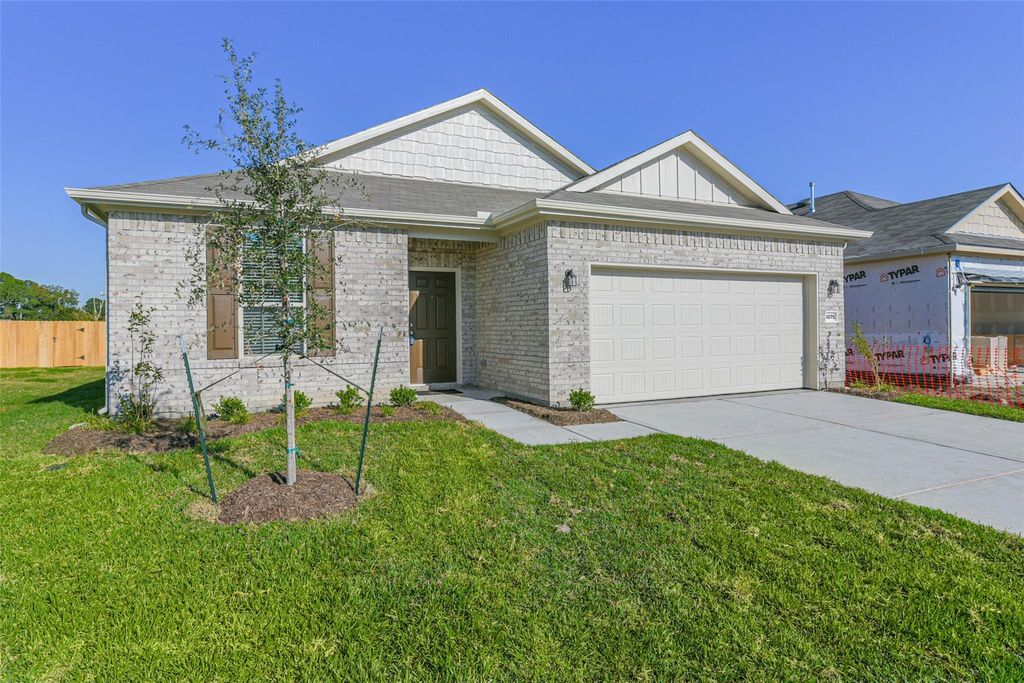 Photo of 3075 Clydesdale Drive, Alvin, TX 77511 (MLS # 83178396)