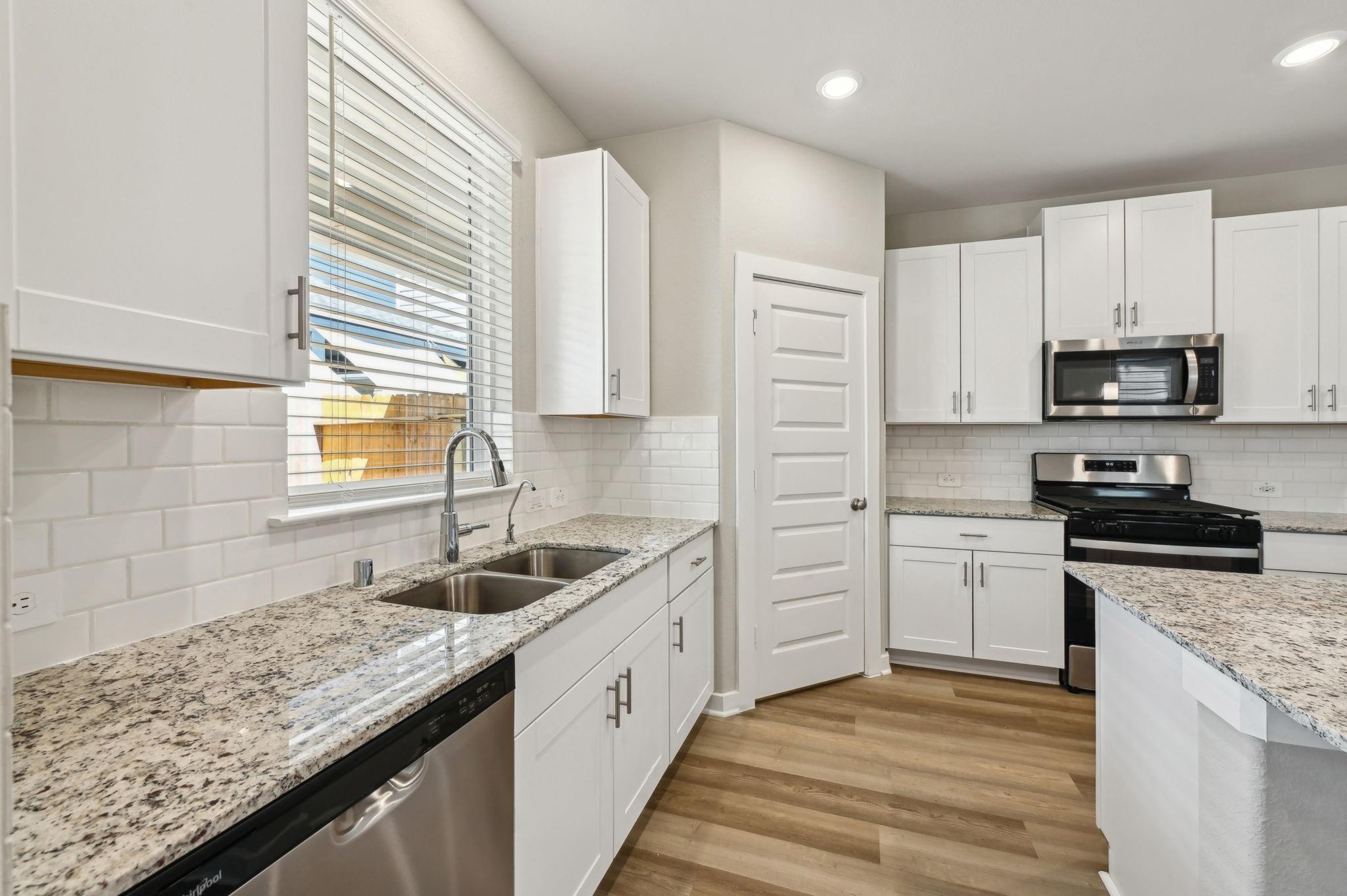 1131 Cedar Place Lane