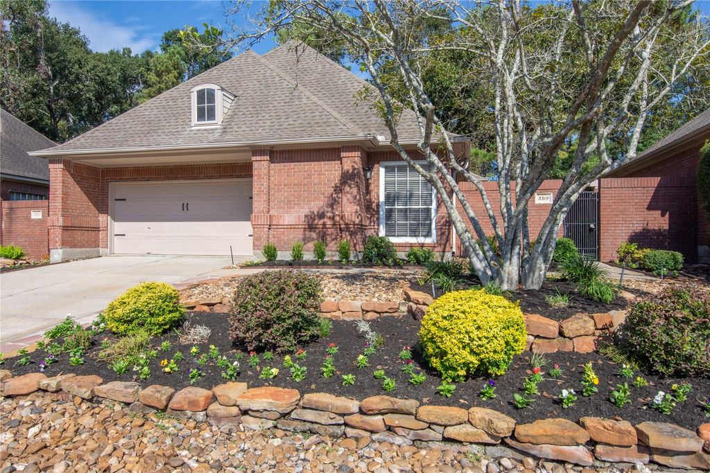 Photo of 3319 Hickory Brook Lane, Houston, TX 77345 (MLS # 16438873)