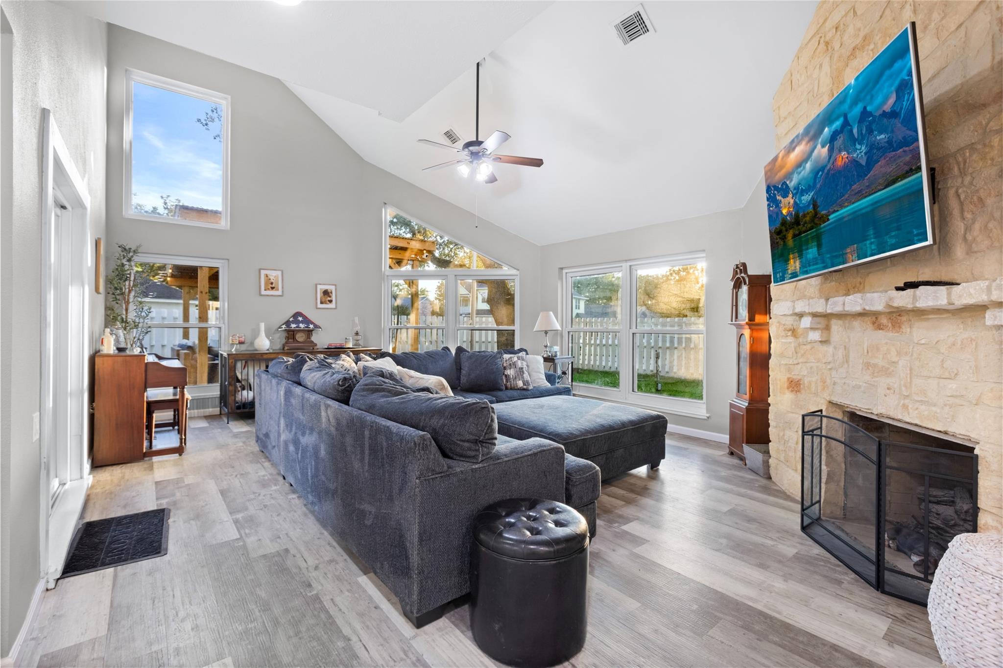 1824 Pine Cone Drive