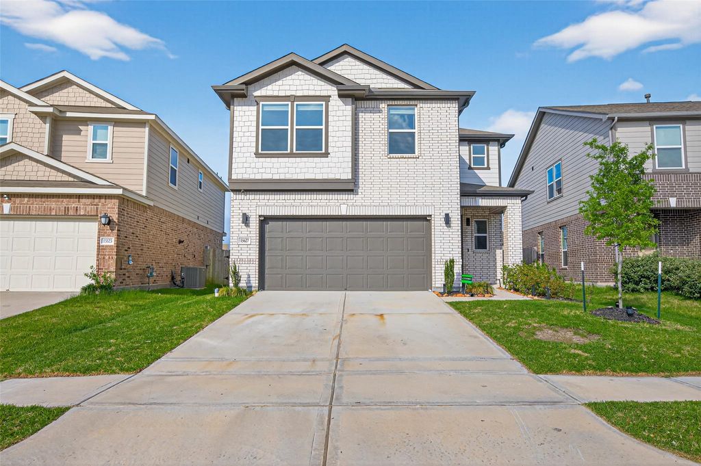 Photo of 15627 Tawny Stark Drive, Houston, TX 77044 (MLS # 63419331)