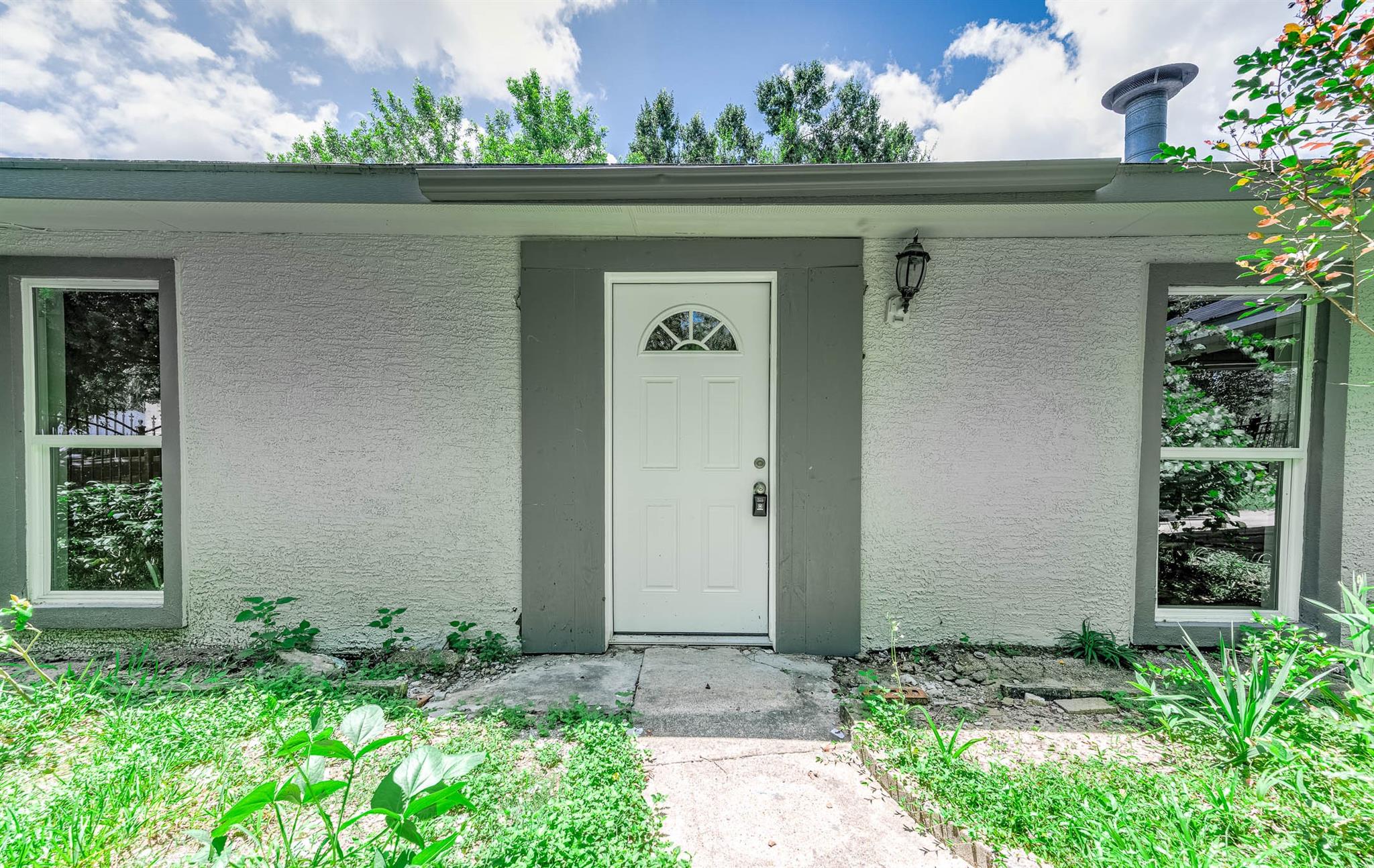 1305 Winchester Dr