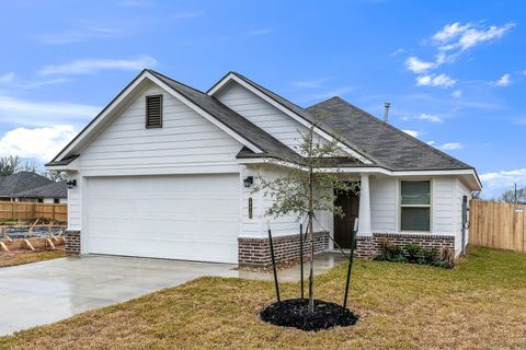 Photo of 1215 High Street, Navasota, TX 77868 (MLS # 6731110)