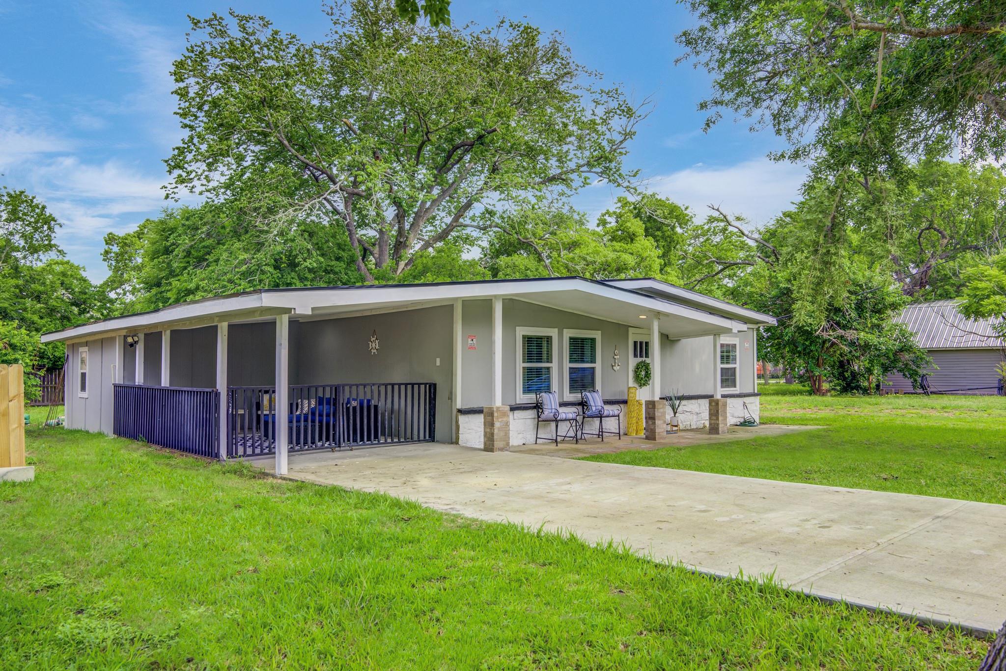 541 Circle Drive