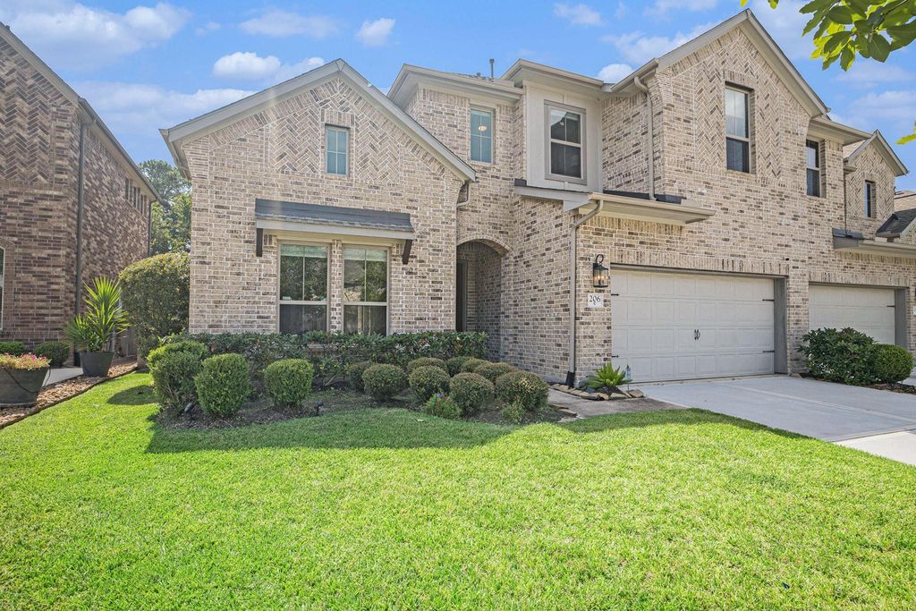 Photo of 206 Liatris Court, Conroe, TX 77304 (MLS # 56559966)