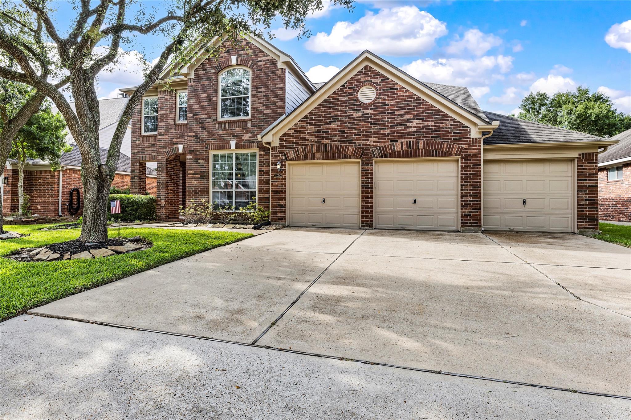 15322 Bent Twig Way