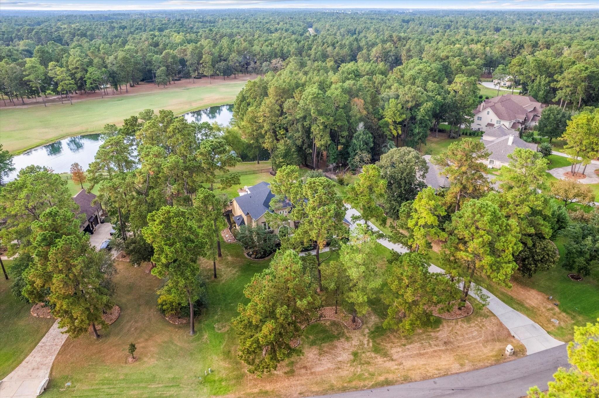 28733 Lakeside Green