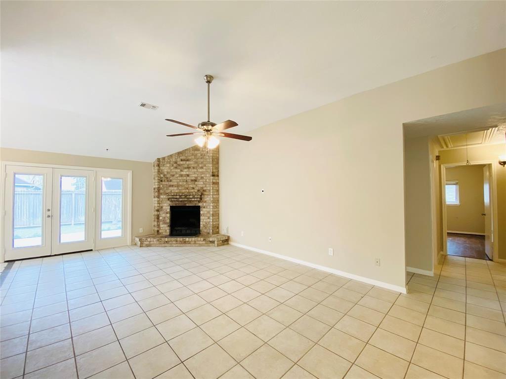 3727 Bartons Lane